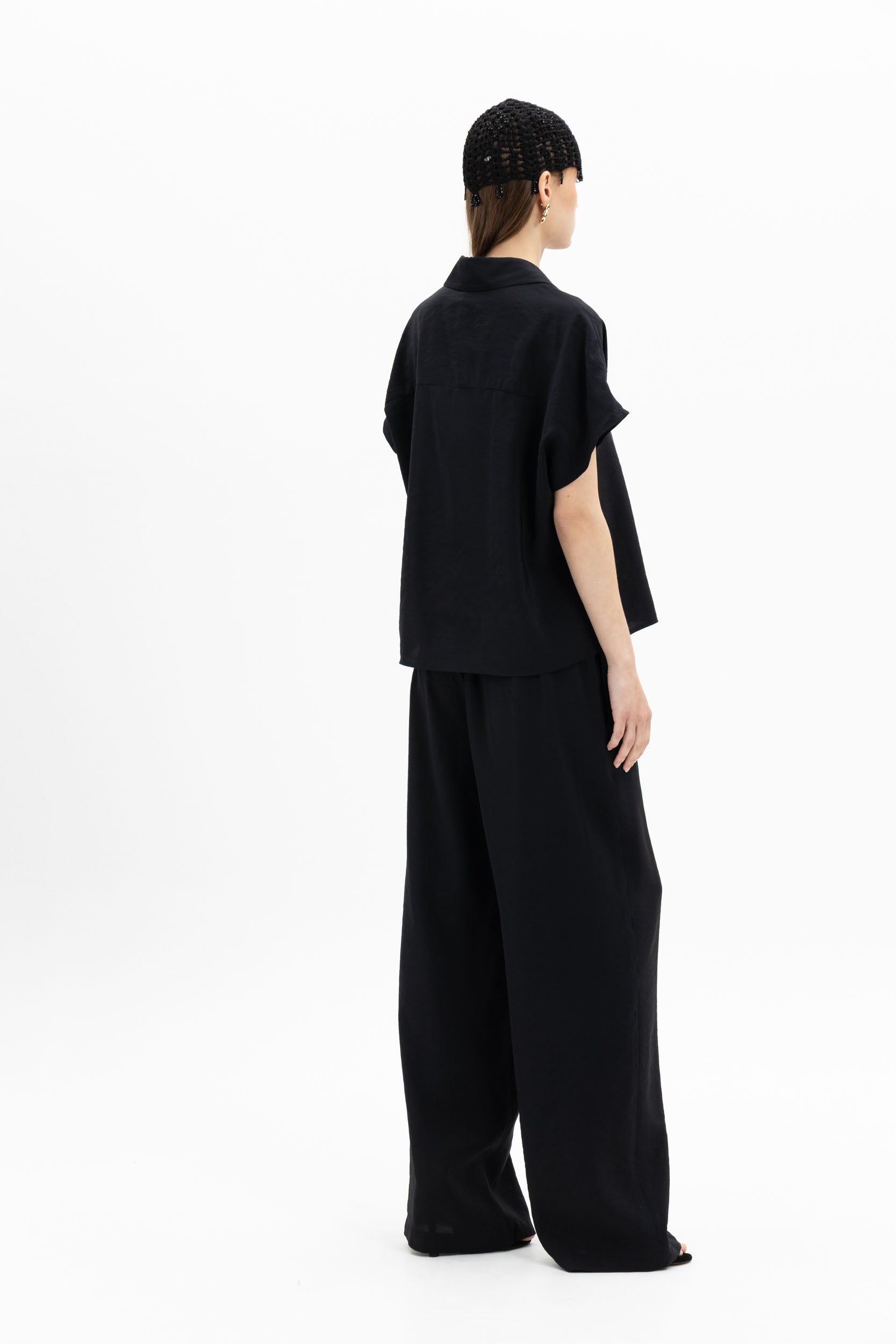 Fluid Wide-Leg Pants