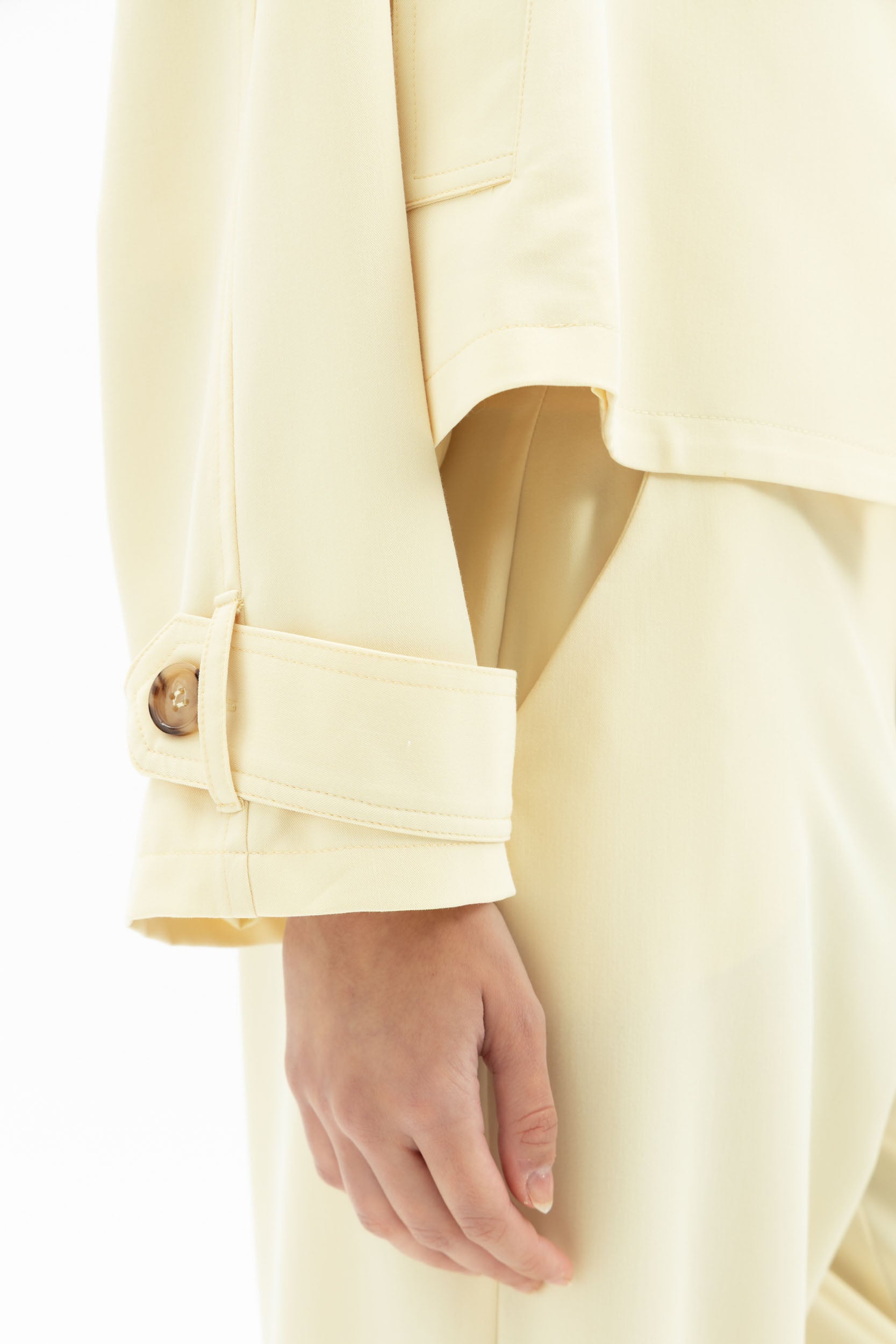 MyT cropped trench jacket — MyT Spring-Summer 2026 collection, view 4