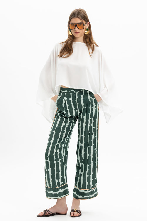 MyT white; black batwing blouse — MyT Spring-Summer 2026 collection