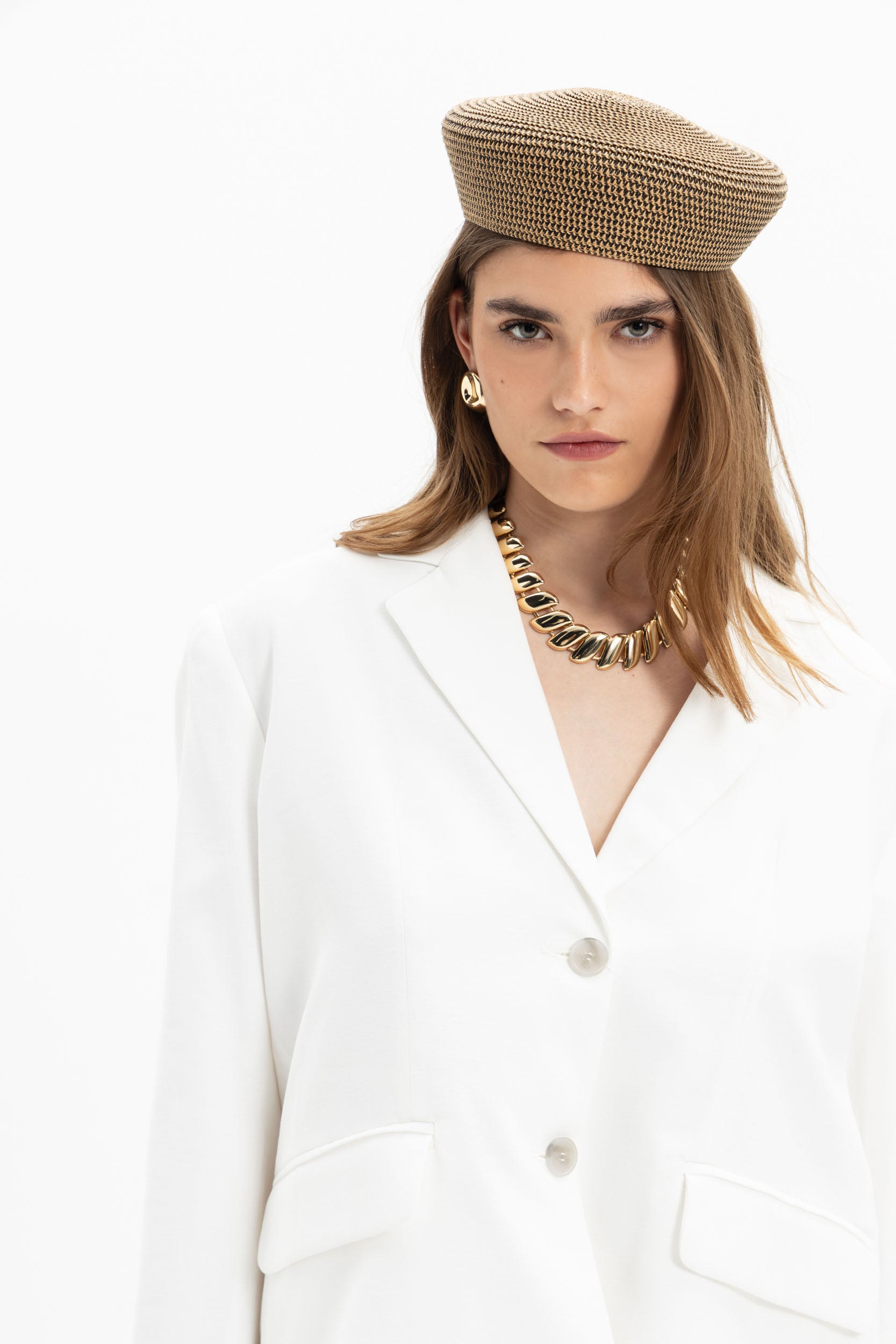 MyT white; beige 1 oversized blazer — MyT Spring-Summer 2026 collection, view 3