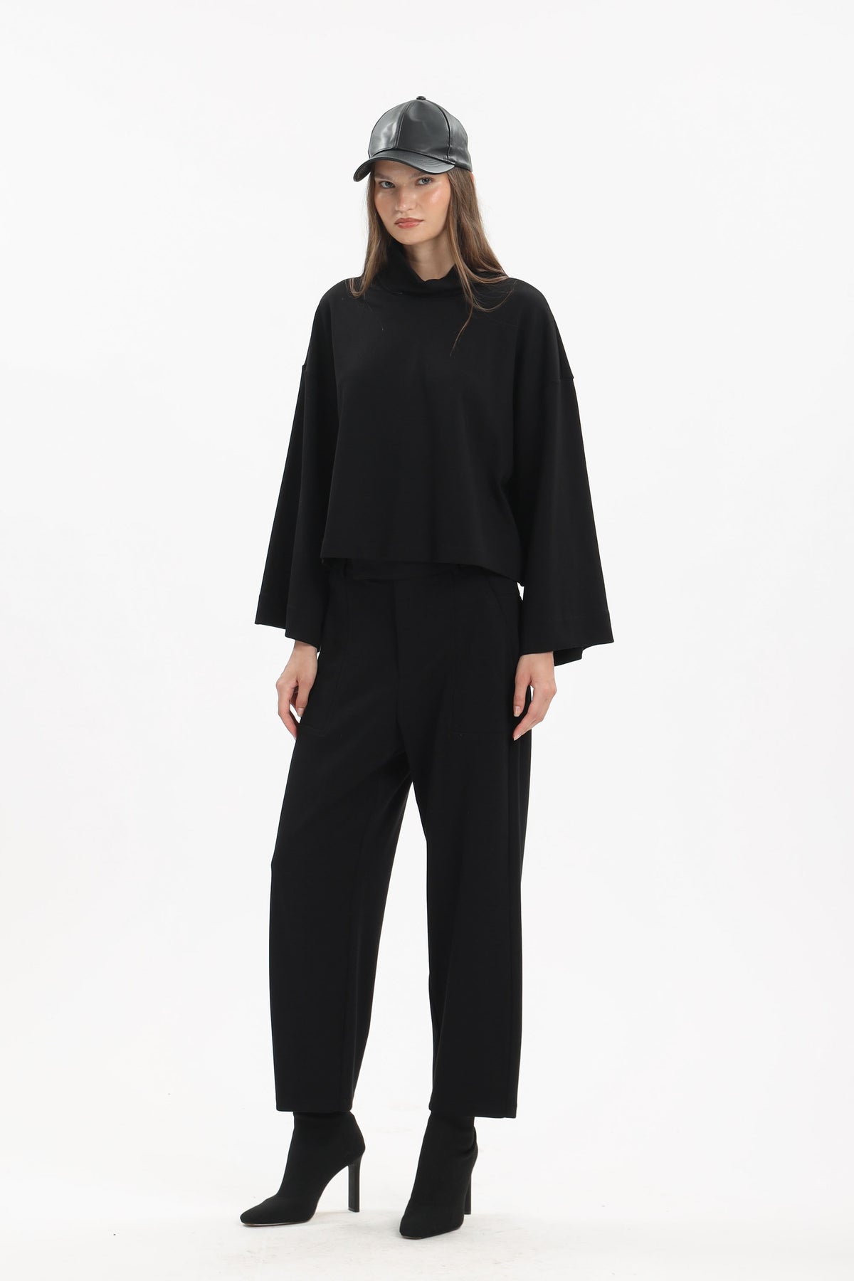 Boxy Wide-Sleeve Top - MYT Wearables Fall–Winter 2027