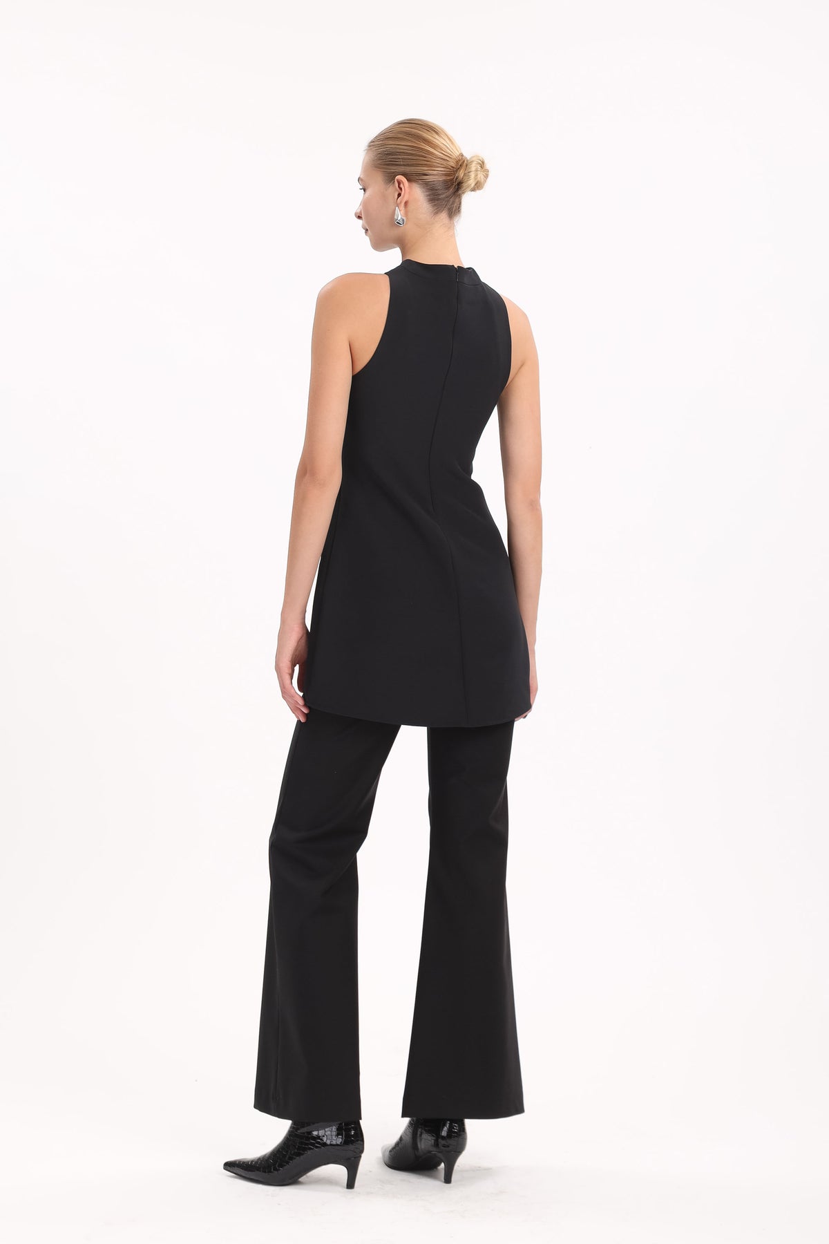 Sleeveless Tunic Dress - MYT Wearables Fall–Winter 2027